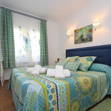 Arenda Camila Pino Alto Villa Miami Playa